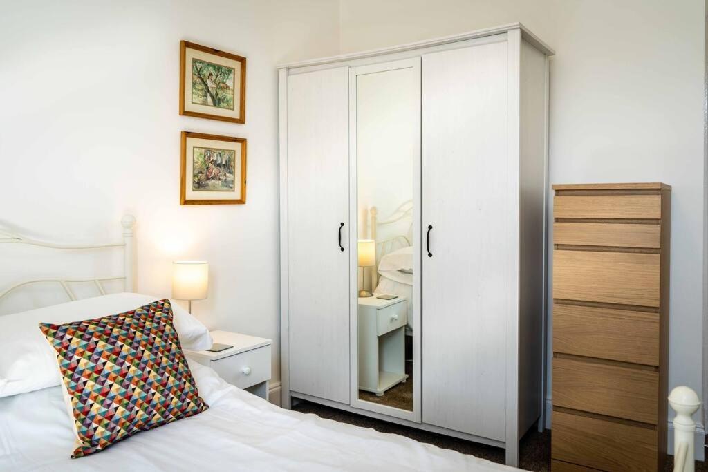 Charming 1-Bed Southside Flat In Great Location Apartment กลาสโกว์ ภายนอก รูปภาพ